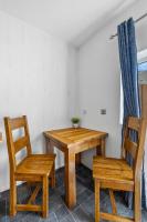 Private quiet ground-floor apartment and courtyard - B&B Plymouth