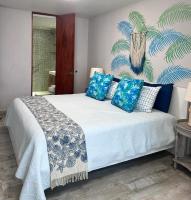 WE HAVE WATAER! Brisa Marina OCEAN VIEW BALCONY BEACHFRONT - Chambres d'hôtes San Juan