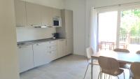 Appartamento con 1 Camera da Letto e Vista Piscina