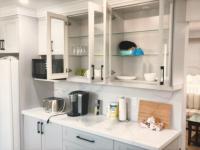 Spacious 3BR Family Home near Fairview Mall - B&B Toronto