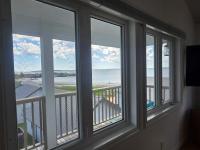 Hunts Point Rustic Coastal Retreat Deluxe Suite - B&B Summerville Centre