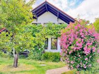 Feldrandlage - Privatzimmer mit Balkon und eigenem Parkplatz - B&B Ober-Mörlen