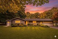 Stunning Ranch in the woods - Chambres d'hôtes Berrien Springs