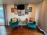 LM Wildlife Rooftop Suite-hiking-Slps 4 w queen bed - Chambres d'hôtes Medicine Park