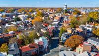 DTA Row Home Walk to City Dock & The Yard - Chambres d'hôtes Annapolis