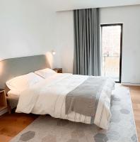 Ample and Cozy One Bedroom in Brooklyn - B&B Brooklyn