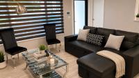 Modern Miami Home l Sleeps 12 l Free Parking - B&B Miami