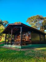 Refúgio Beija Flor Chalé com Casa na Árvore - Bed and Breakfast Atibaia
