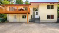 Seattle Hillside Escape with Decks & Scenic Views - B&B Seattle