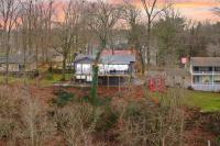 Lakeview Lodge • Sleeps 14 • Game Room • Fire Pit - B&B Bronston