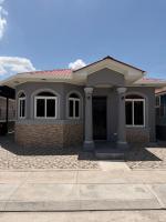 Modern House, Airport 5 Min, AC and Full Equipped - Bed and Breakfast San Pedro Sula