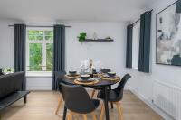 2BR/2Bath Luxe Apt/Romford• Secure/Parking+Balcony - B&B Romford