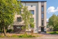 Comfortable Studio for 4 People with a Balcony in Pruszków by Noclegi Renters - B&B Pruszków