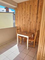 Grand Appart avec loggia - centre ville - thermes - aquensis - parking privé - Chambres d'hôtes Bagnères-de-Bigorre