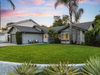 Charming Coastal Escape Resort-Style Walk-In Spa - B&B Oceanside