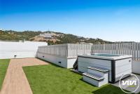 ViVi Homes - The Essence - Sea Views - Terrace - Pool - Gym - Bed and Breakfast Marbella