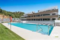ViVi Homes - The Essence - Sea Views - Terrace - Pool - Gym - Bed and Breakfast Marbella