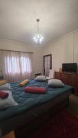 Serene BB Retreat in Oliveirinha, Aveiro with Garden Views - Ferienwohnung Oliveirinha