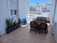 Granny's Old House Milos - Ferienwohnung Triovasálos