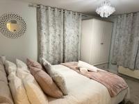 Vine Cottage Pin Mill & River Orwell Walks - Chambres d'hôtes Chelmondiston