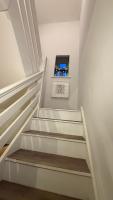 Modern Private Rooms with Free Parking & Shared Facilities - B&B Cirencester
