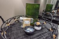 Your Rosebank HQ- Chic Studio-Steps from Gautrain - Bed and Breakfast Johannesburg