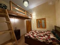Tapovan veera sangam retreat - Bed and Breakfast Muktesra