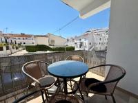 MIAMI 8 - B&B Nerja