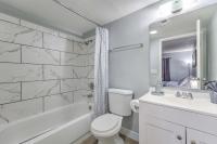 Relax in Comfort! Sleeps 6! - B&B Las Vegas