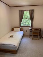 Chambre Simple avec Salle de Bains Commune
