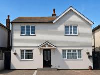 Charming 3 bed house at The Oyster Retreat, Tankerton, Whitstable and 200m from beach - Chambres d'hôtes Whitstable