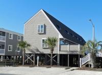 NEW LISTING Modern 1BR at OIB Updated Interior 2-Min Walk to Beach Access - B&B Ocean Isle Beach