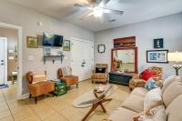 Walk to the Water! Murrells Inlet Getaway - B&B Myrtle Beach