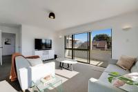 Mt Maunganui 3BR Beach Haven - Garage and Air-con - Ferienwohnung Tauranga