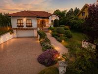 Villa Corvina - B&B Győrújbarát
