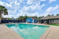 Homosassa Getaway w/ Pool & Refreshed Lanai - Chambres d'hôtes Homosassa