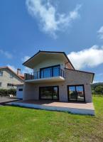 Cala Blanca - exclusivo chalet con piscina y vistas al mar - Ferienwohnung Valdredo