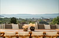 Luxury Fjord View Penthouse, Terrace and comfort ! Free private parking spot - B&B Trondheim