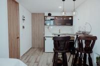 Moderno loft ubicado a minutos de la clinica colina - B&B Bogotá