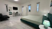 King Room with Lake View