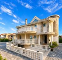 Villa Marco Luxury Villa - Heated Pool and Terrace - Chambres d'hôtes Vodice