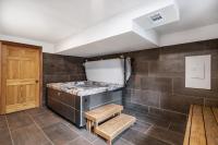 Vail Casolar Indoor Hot Tub - B&B Vail