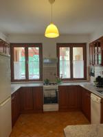 Dombi Vendégház - B&B Nyíregyháza