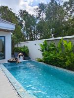 Luxury B Baya Pool Villa - B&B Ban Chong Phli