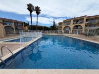 JolieT2 ,RDC,piscine,clim,parking,tennis ,Canet en Roussillon - Chambres d'hôtes Canet-en-Roussillon