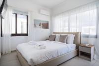3BR Villa With Amazing Sea View And Pool - B&B Softades