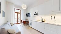 Central Cozy Apartment with Balcony near Wenceslas Square - Ferienwohnung Prag