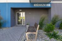 Przytulny Apartament z Balkonem w Centrum Chorzowa by Noclegi Renters - Chambres d'hôtes Chorzów