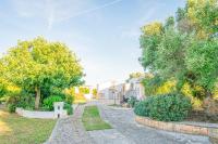 DolceVita - Ostuni Trullo with Garden, Bikes & BBQ - B&B Ostuni