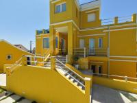 Casa Amarela 36 - Bed and Breakfast Encarnação